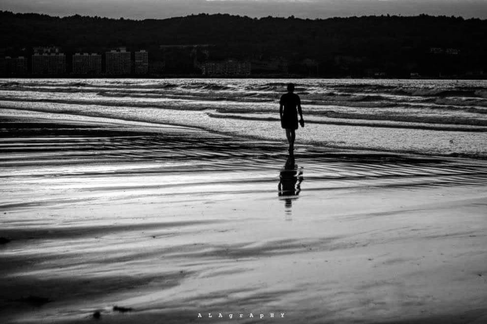 in the end let there be no excuses, no explanation... more monochrome photography at http://bnw.alahay.org