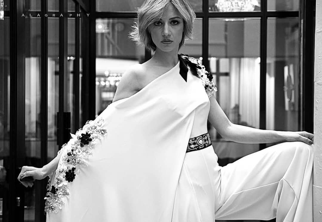 Noir Fashion lifestyle Magazine - Fashion Photography - Editorial Fashion - Noir et blanc - alagraphy