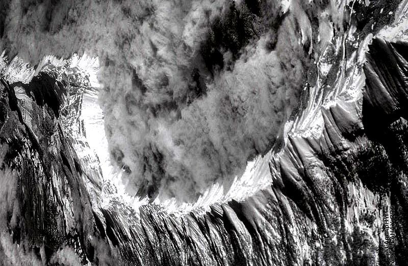 What do you  sea  seascape  mountains  mountainpor... more monochrome photography at http://bnw.alahay.org
