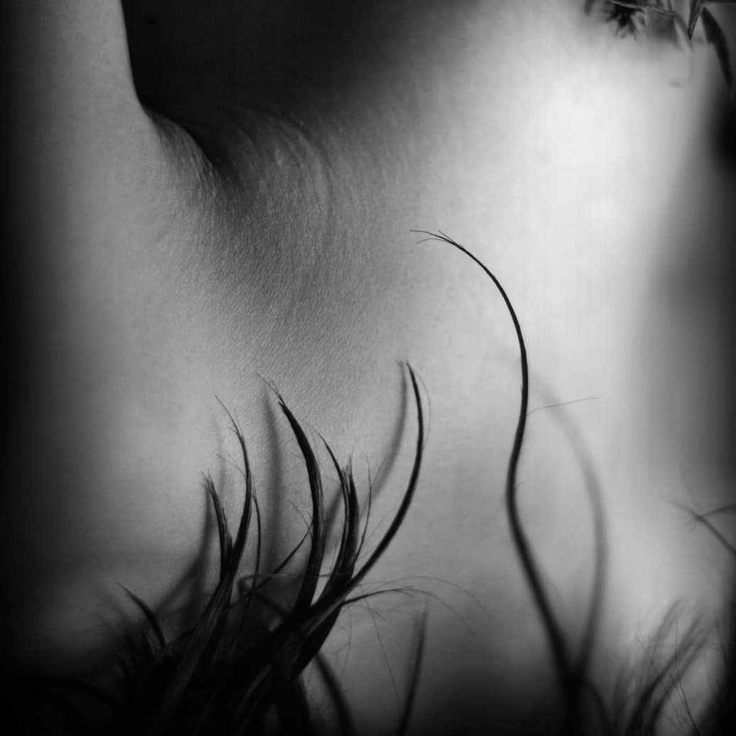 S A T U R D A Y .  bnw  bnw_nude  nude  blackandwh... more monochrome photography at http://bnw.alahay.org