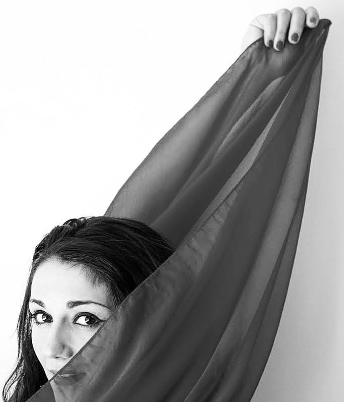 May I be a bee in the garden of your tulips And ma... more monochrome photography at http://bnw.alahay.org