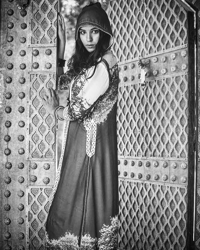 Fear not opening new doors, meeting new souls and ... more monochrome photography at http://bnw.alahay.org